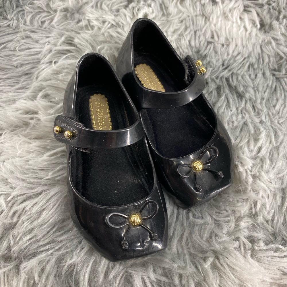 Mini Melissa used sandals size 5